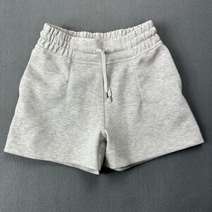Women Lululemon Softstreme High-Rise Short 4"  Heather Gray Size 6